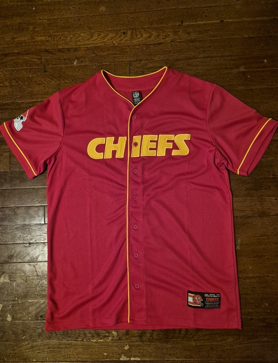 Nfl Apparel Other - Kansas City Chiefs Red & Gold Button-Up Jersey Mens Sz Large